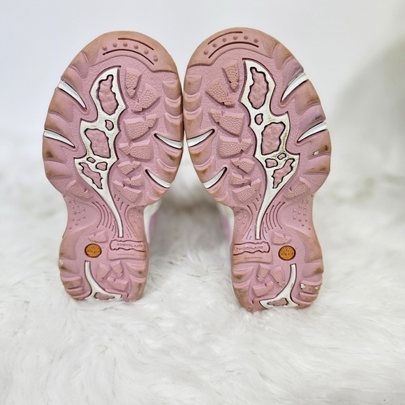 Timberland girls boots pink and white sz.2.5 - Picture 10 of 15